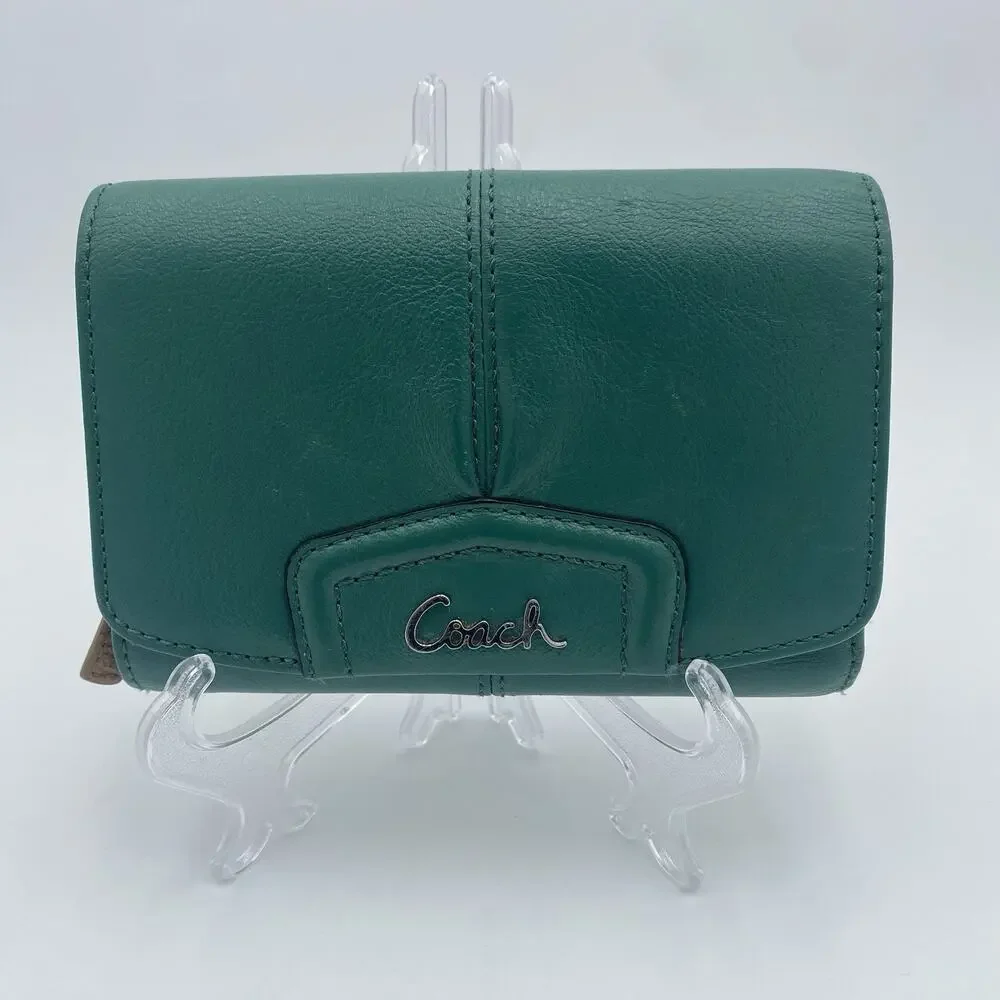 Coach ashley wallet